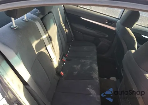 2013 Subaru Legacy 2.5I Premium z USA, uszkodzony, nr VIN 4S3BMCC62D3031706